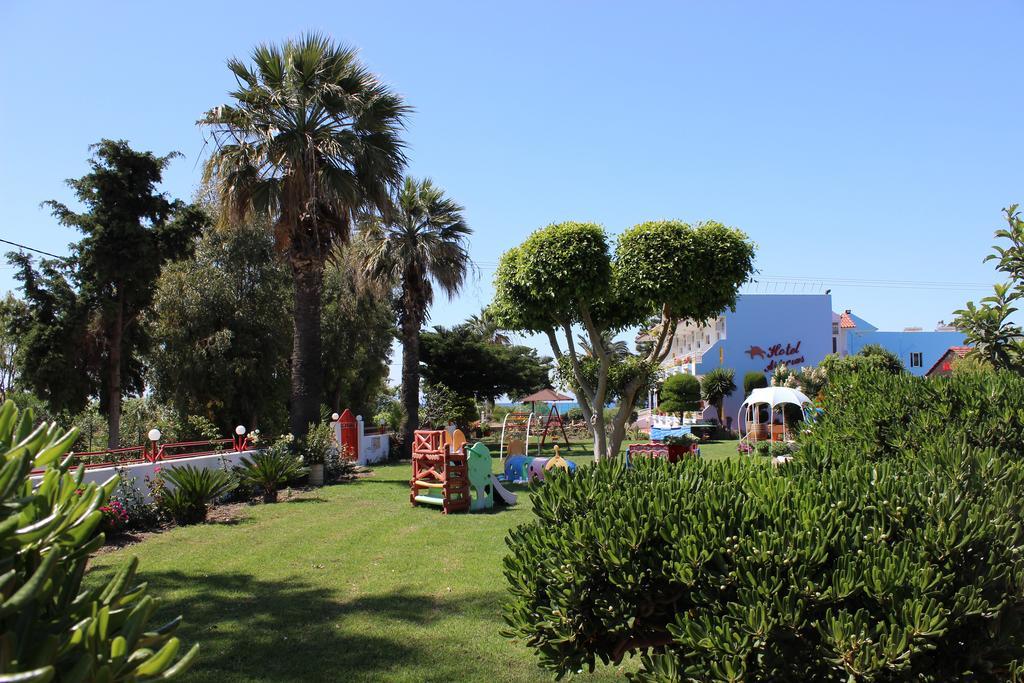 Theológos Corellia Asterias Beach Hotel מראה חיצוני תמונה